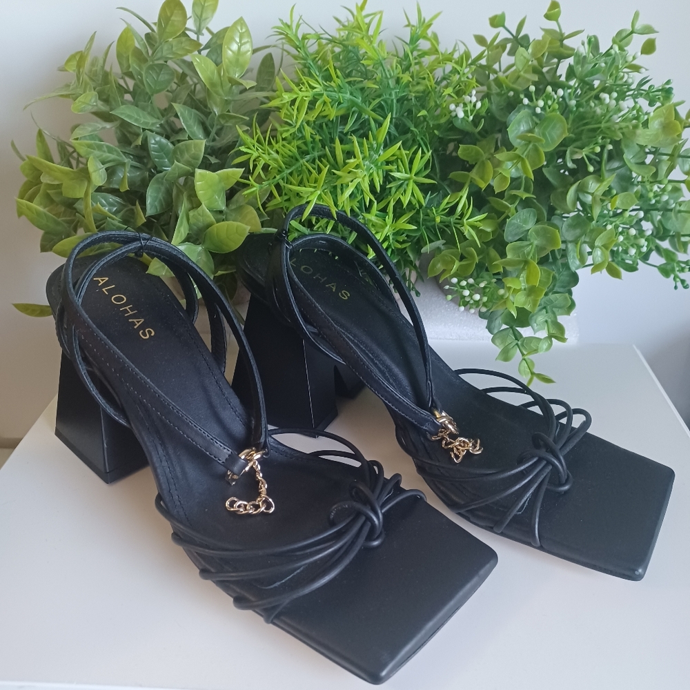 ALOHAS A Cactus Sandals - Picture 2 of 11
